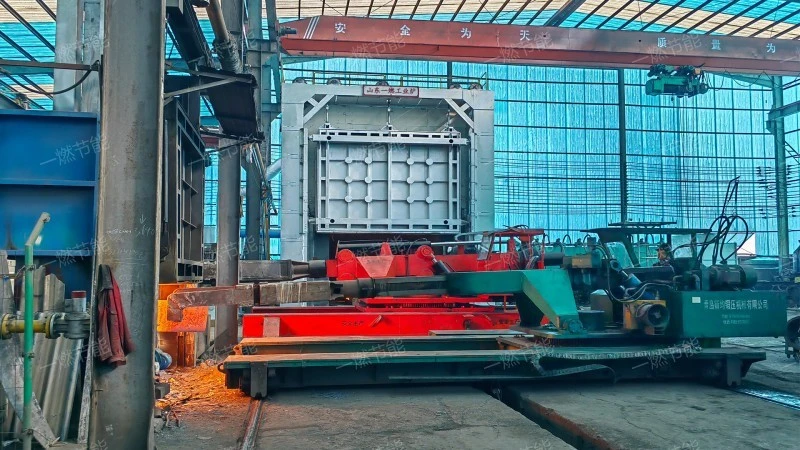 Cylindrical tube quenching furnace